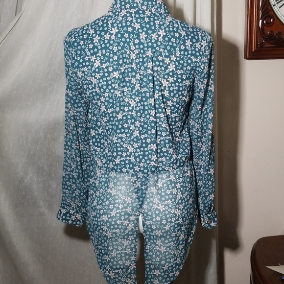 Candies Long Sleeve High Low Dress Blouse - Picture 3 of 7